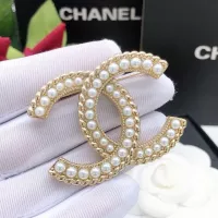 $32.00 USD Chanel Brooches For Women #1337760