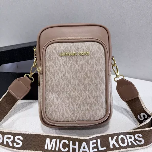 Michael Kors Messenger Bags For Unisex #1342993