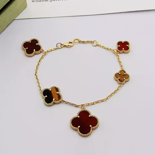 Van Cleef &amp; Arpels Bracelets For Women #1344174 $32.00 USD, Wholesale Replica Van Cleef &amp; Arpels Bracelets