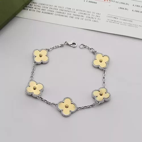Van Cleef &amp; Arpels Bracelets For Women #1344269 $32.00 USD, Wholesale Replica Van Cleef &amp; Arpels Bracelets