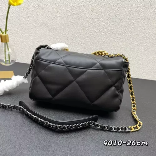Replica Chanel AAA Quality Messenger Bags For Women #1344680 $92.00 USD for Wholesale