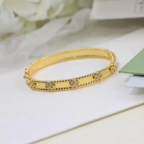 Van Cleef &amp; Arpels Bracelets #1344885 $39.00 USD, Wholesale Replica Van Cleef &amp; Arpels Bracelets