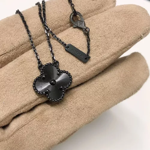 Van Cleef &amp; Arpels Necklaces #1345010 $42.00 USD, Wholesale Replica Van Cleef &amp; Arpels Necklaces