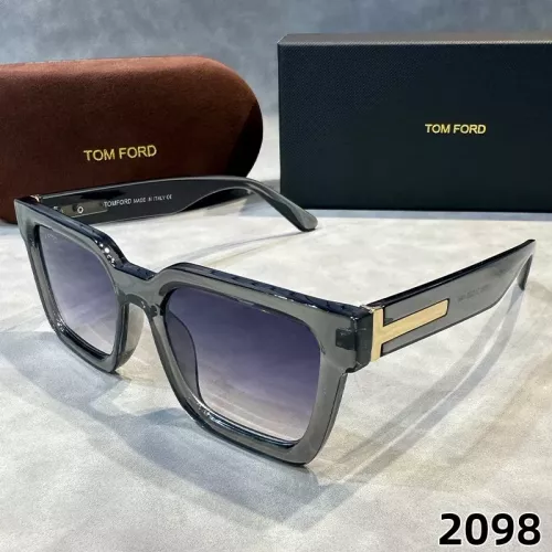 Tom Ford Sunglasses #1346478