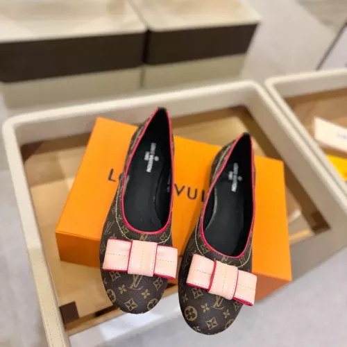 Replica Louis Vuitton Flat Shoes For Women #1348808 $96.00 USD for Wholesale