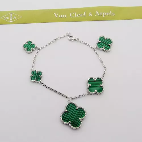 Van Cleef &amp; Arpels Bracelets For Women #1351188 $32.00 USD, Wholesale Replica Van Cleef &amp; Arpels Bracelets