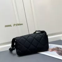 $82.00 USD Chanel AAA Quality Messenger Bags For Women #1344676