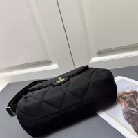$82.00 USD Chanel AAA Quality Messenger Bags For Women #1344676