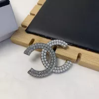 $25.00 USD Chanel Brooches For Women #1344847