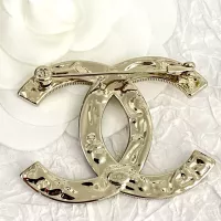 $32.00 USD Chanel Brooches For Women #1344876