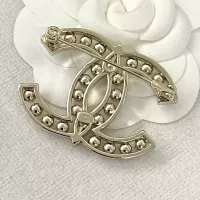 $32.00 USD Chanel Brooches For Women #1344877