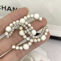 $36.00 USD Chanel Brooches For Women #1344894