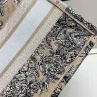 $100.00 USD Christian Dior AAA Quality Tote-Handbags For Women #1345325