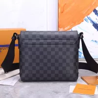 $118.00 USD Louis Vuitton AAA Man Messenger Bags #1349142