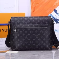 $118.00 USD Louis Vuitton AAA Man Messenger Bags #1349145