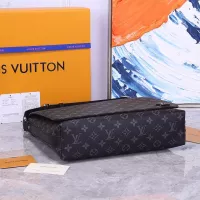 $118.00 USD Louis Vuitton AAA Man Messenger Bags #1349145