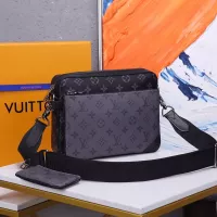 $132.00 USD Louis Vuitton AAA Man Messenger Bags #1349157
