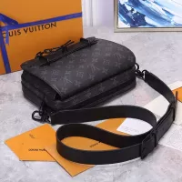 $160.00 USD Louis Vuitton AAA Man Messenger Bags #1349199