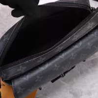 $160.00 USD Louis Vuitton AAA Man Messenger Bags #1349199