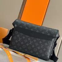 $160.00 USD Louis Vuitton AAA Man Messenger Bags #1349202