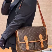$202.00 USD Louis Vuitton AAA Man Messenger Bags #1349233