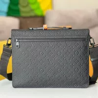 $202.00 USD Louis Vuitton AAA Man Messenger Bags #1349235