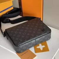 $132.00 USD Louis Vuitton AAA Man Messenger Bags #1349382