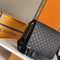 $165.00 USD Louis Vuitton AAA Man Messenger Bags #1349387