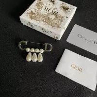 $32.00 USD Christian Dior Brooches For Women #1350968