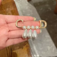 $32.00 USD Christian Dior Brooches For Women #1350969