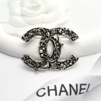 $34.00 USD Chanel Brooches For Women #1352277