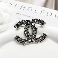 $34.00 USD Chanel Brooches For Women #1352277