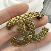 $34.00 USD Chanel Brooches For Women #1352278