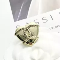 $27.00 USD Chanel Brooches For Women #1352283