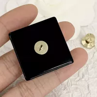 $32.00 USD Chanel Brooches For Women #1352315