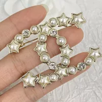 $40.00 USD Chanel Brooches For Women #1352363