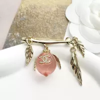 $38.00 USD Chanel Brooches For Women #1352370