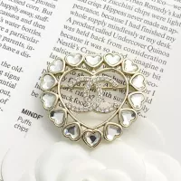 $34.00 USD Chanel Brooches For Women #1352374