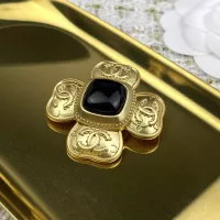 $25.00 USD Chanel Brooches For Women #1352480