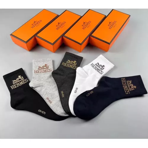 Replica Hermes Socks For Men #1352868 $25.00 USD for Wholesale