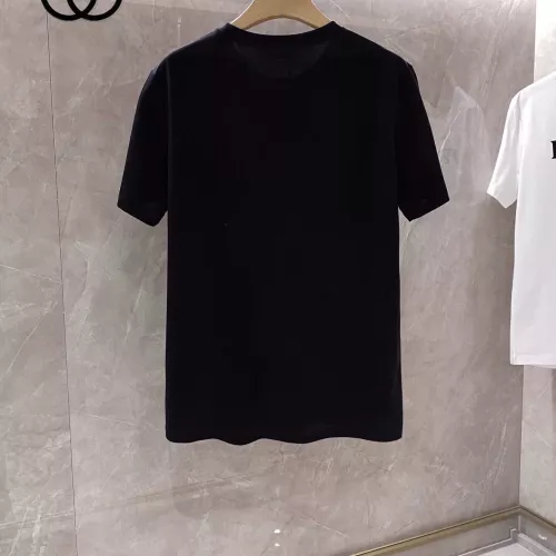Replica Gucci T-Shirts Short Sleeved For Unisex #1353636 $25.00 USD for Wholesale