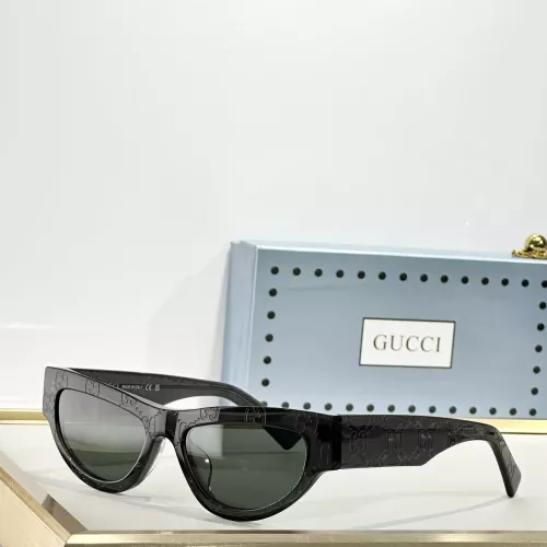 Gucci AAA Quality Sunglasses #1354077