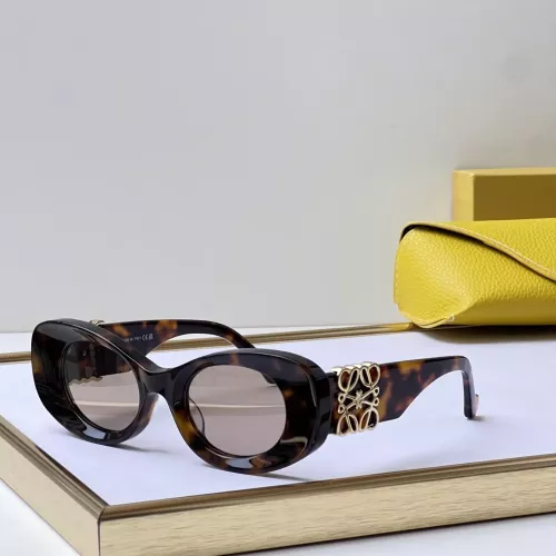 LOEWE AAA Quality Sunglasses #1354095