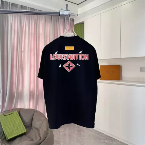 Replica Louis Vuitton LV T-Shirts Short Sleeved For Unisex #1354945 $42.00 USD for Wholesale