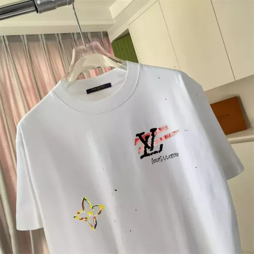 Replica Louis Vuitton LV T-Shirts Short Sleeved For Unisex #1354954 $42.00 USD for Wholesale