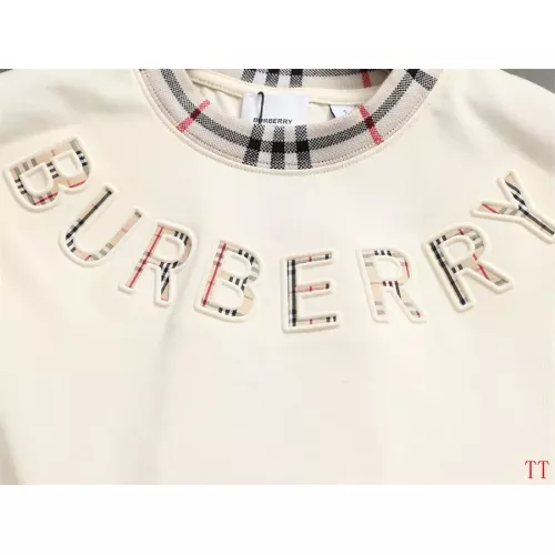 Replica Burberry T-Shirts Short Sleeved For Unisex #1355051 $39.00 USD for Wholesale