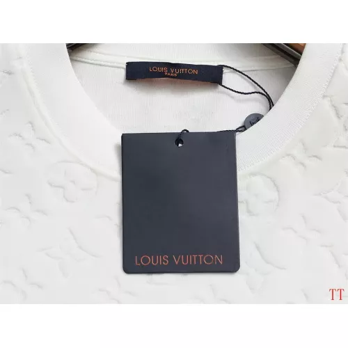 Replica Louis Vuitton LV T-Shirts Short Sleeved For Unisex #1355123 $39.00 USD for Wholesale