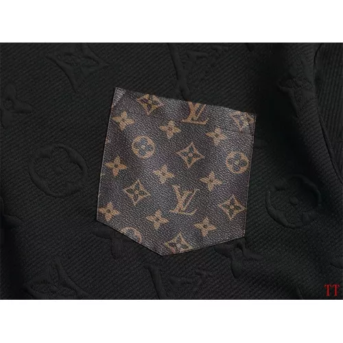 Replica Louis Vuitton LV T-Shirts Short Sleeved For Unisex #1355125 $39.00 USD for Wholesale