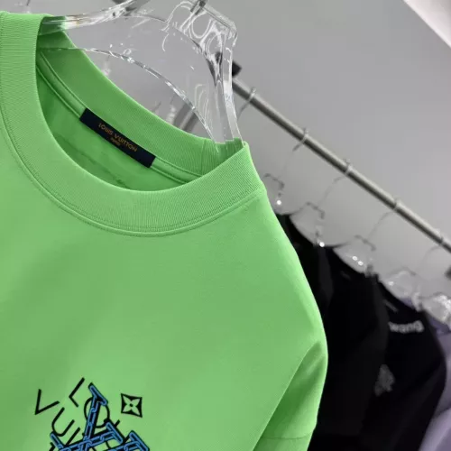 Replica Louis Vuitton LV T-Shirts Short Sleeved For Unisex #1355149 $42.00 USD for Wholesale