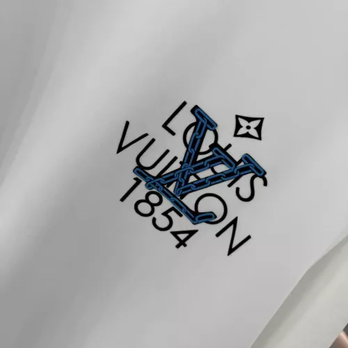 Replica Louis Vuitton LV T-Shirts Short Sleeved For Unisex #1355150 $42.00 USD for Wholesale